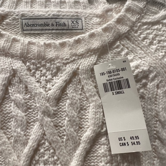 Abercrombie Sweater - XS - Picture 2 of 4